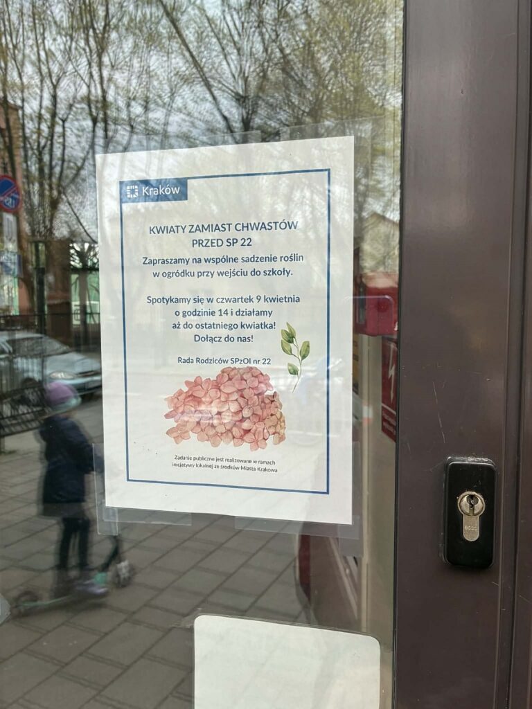 plakat inicjatywy lokalnej informujący, że 9 kwietnia 2026 odbędzie się sadzenie kwiató na ul. Chmielowskiego 1 i można przyjść pomóc charytatywnie. 