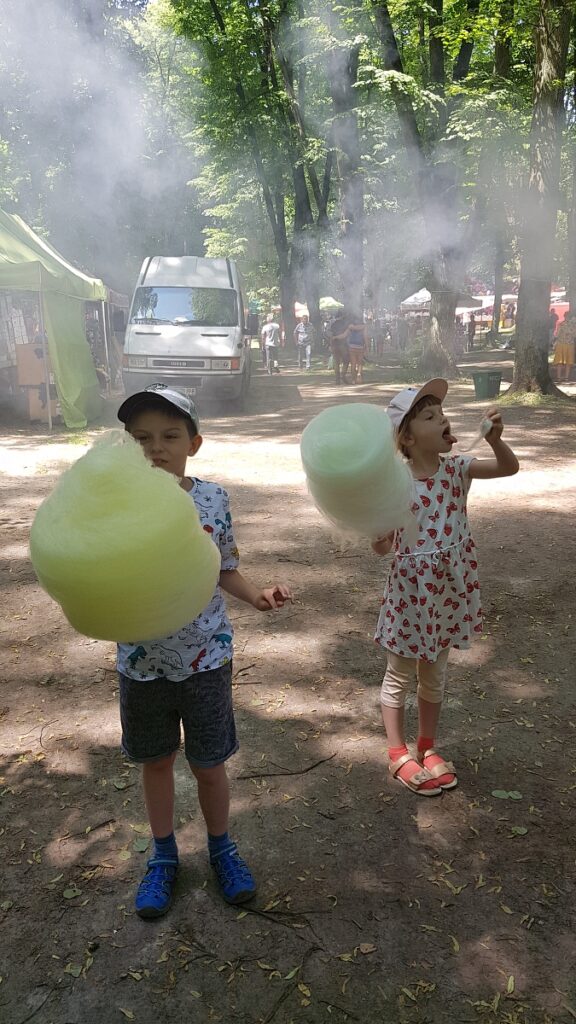 Eliza i Bartek na odpuscie na BIelanach w roku 2019