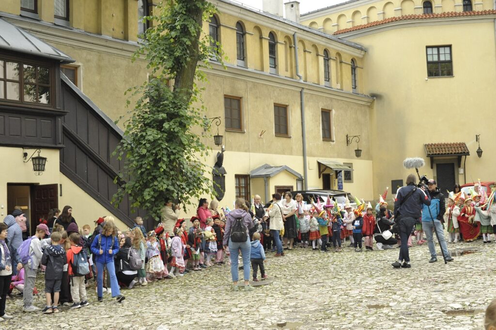 Dziedziniec klasztoru Norbertanek