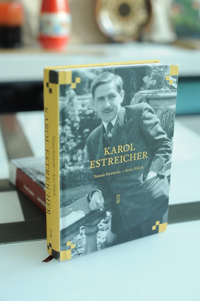 zdjecie okladki ksiazki pt Karol Estreicher